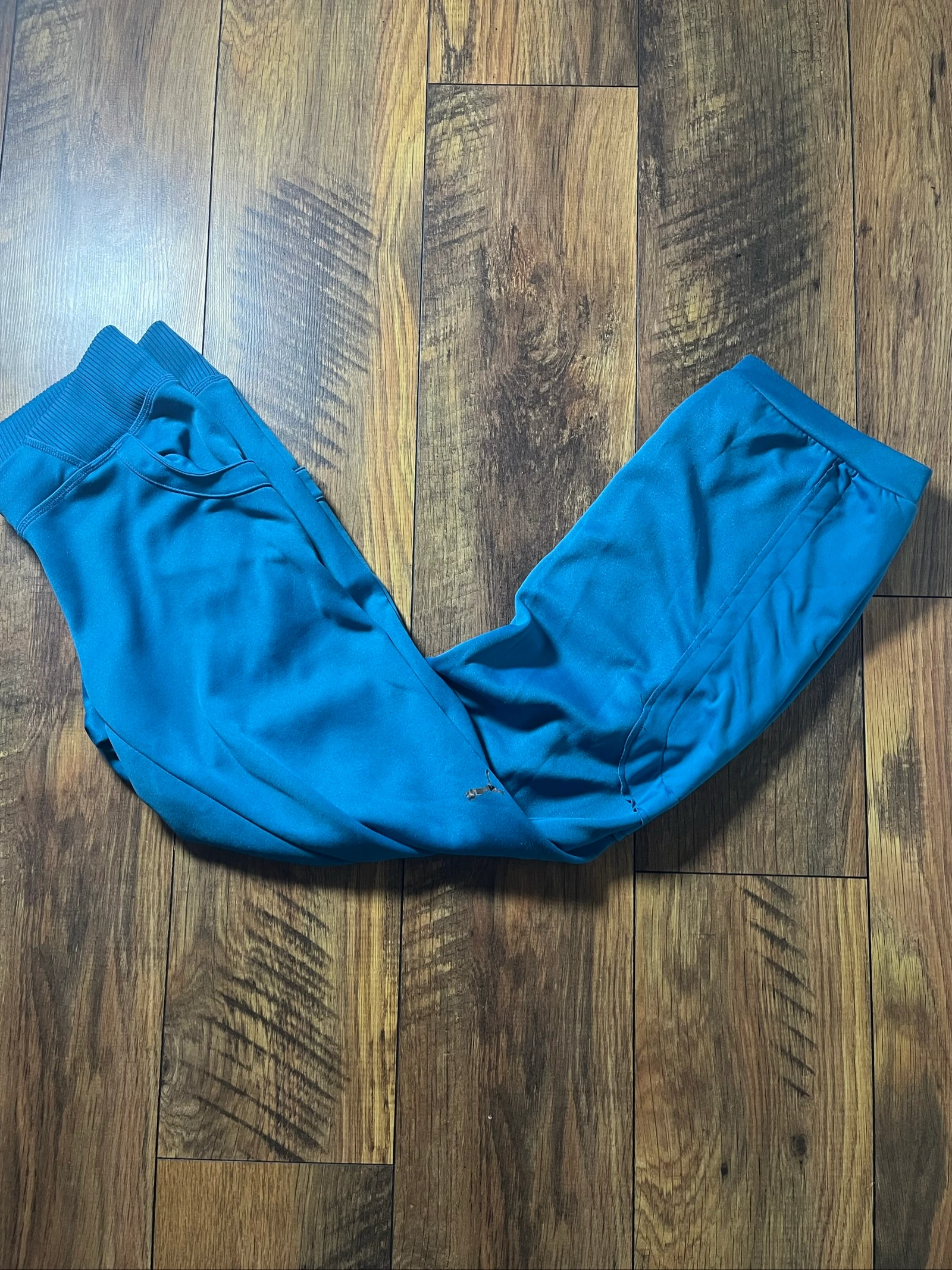 jogging bleu tissu technique - Puma - taille M - bon état